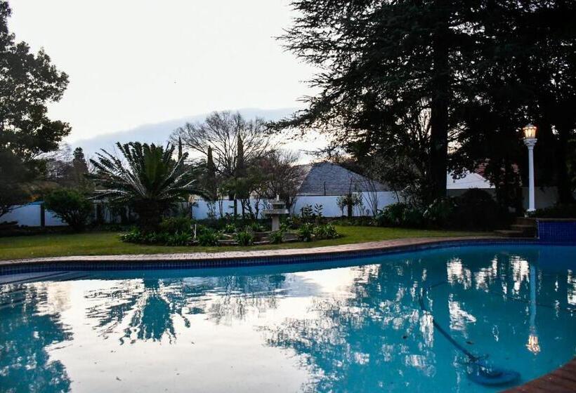 Bed and Breakfast The White House