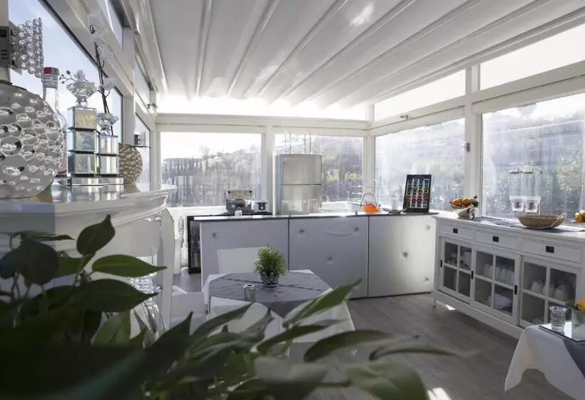 ベッドアンドブレックファースト Villa La Perla