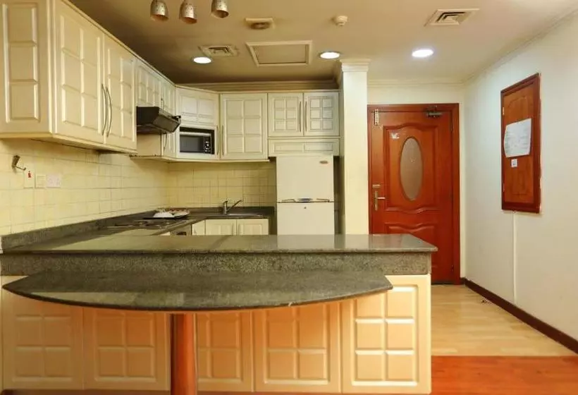 هتل Oyo 115 Sunshine Tower