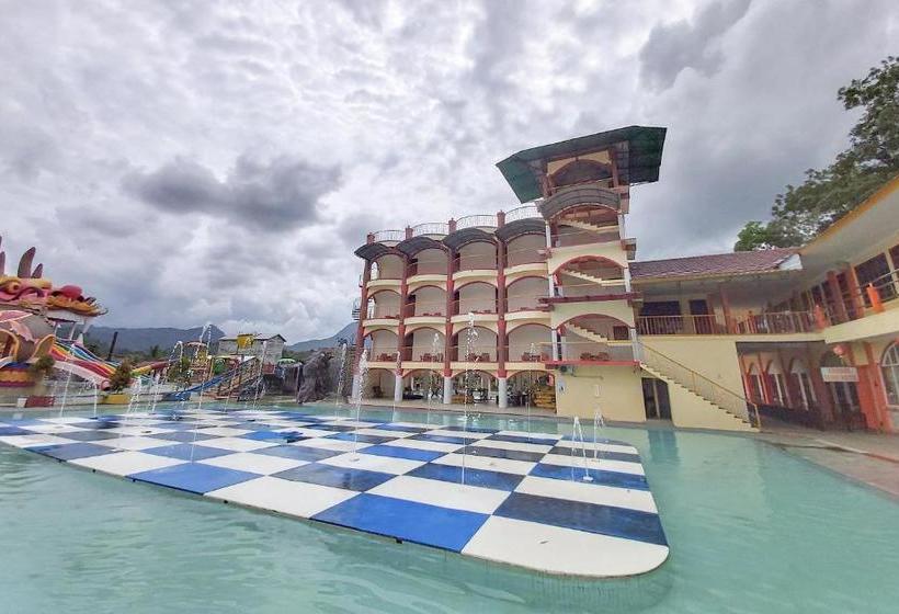 בית מלון כפרי Oyo 3196  Taman Cinta