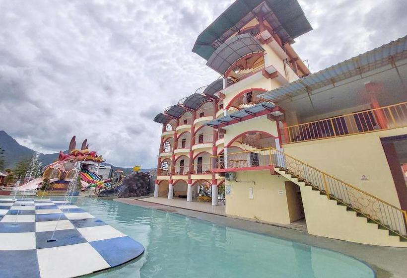 בית מלון כפרי Oyo 3196  Taman Cinta