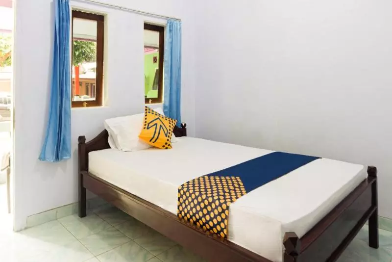 هتل Oyo 3281 Griya Ketapang