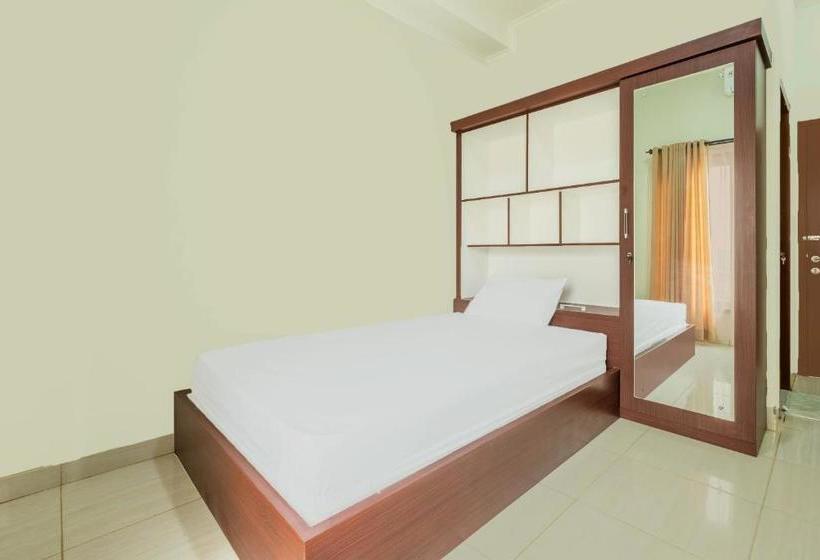 호텔 Oyo Life 2529 Azalia Residence Syariah