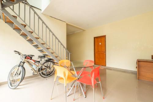 호텔 Oyo Life 2529 Azalia Residence Syariah