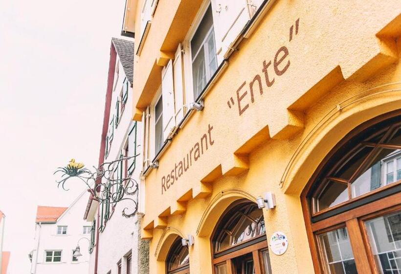 호텔 Restaurant Residence Ente