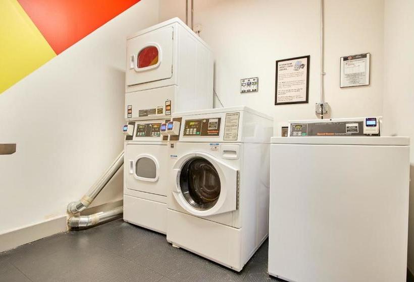 Sonder At 549 Peachtree