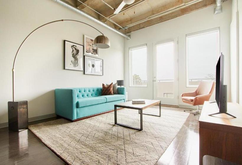 Sonder At 549 Peachtree