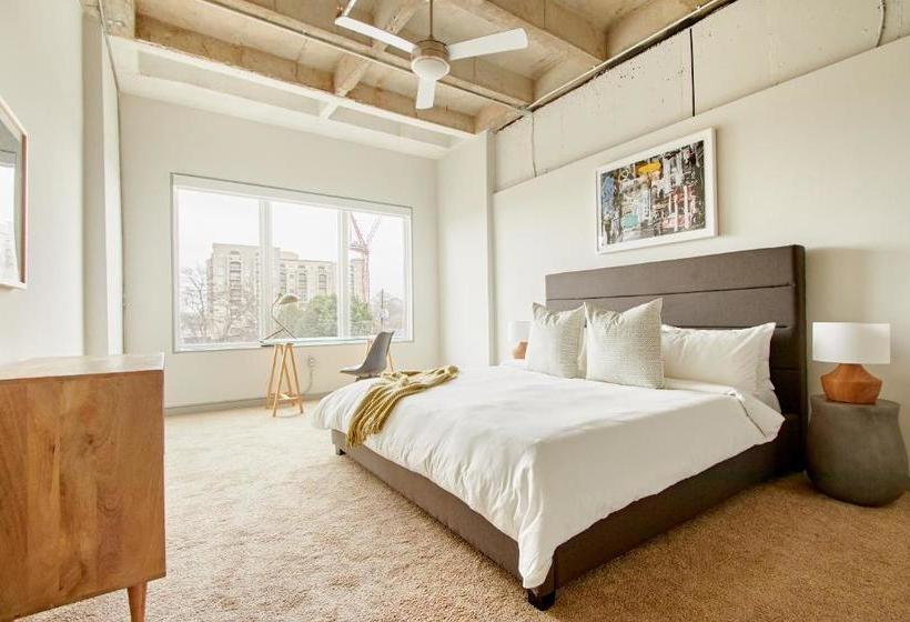 Sonder At 549 Peachtree