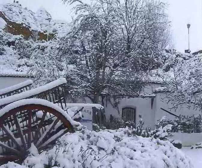 Cuevas Pedro Antonio De Alarcon