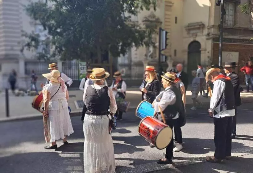 בית מלון כפרי Abalone  Centre Gare