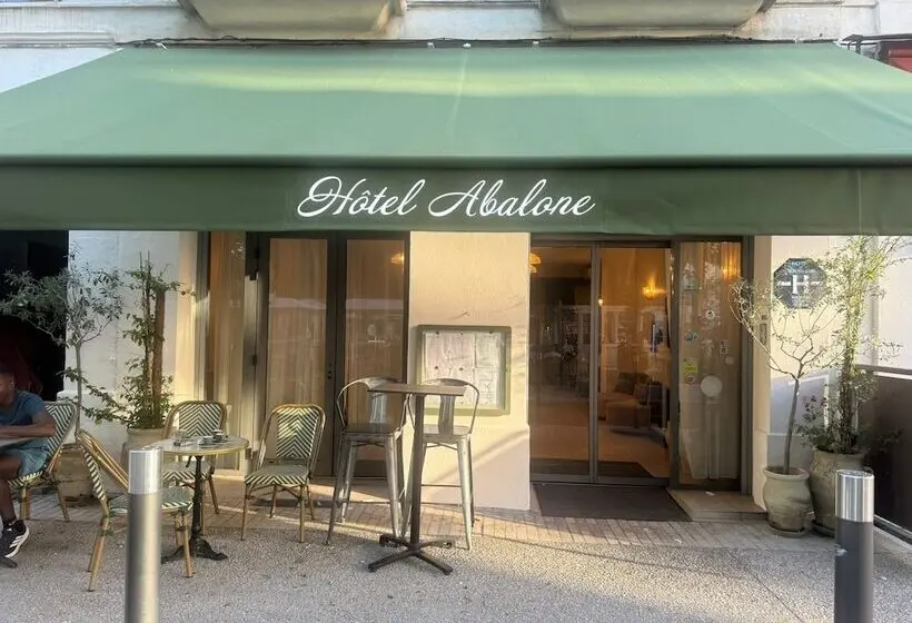 هتل Abalone Centre Gare