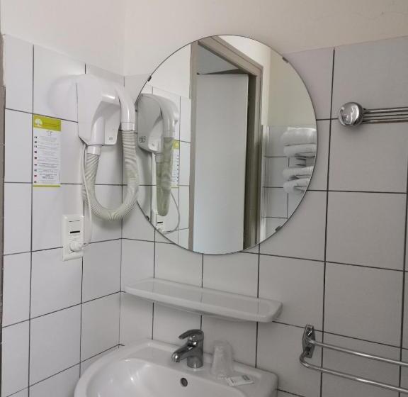 בית מלון כפרי Adonis Lourdes Notre Dame de La Sarte