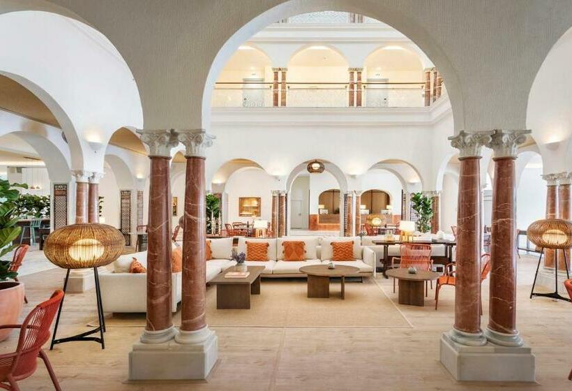 Hotel Zahara Resorts & Villas