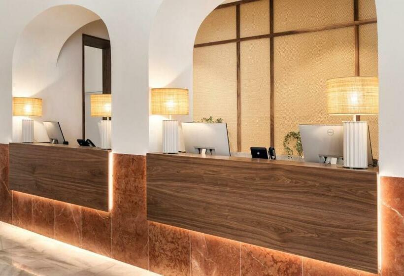 Hotel Zahara Resorts & Villas