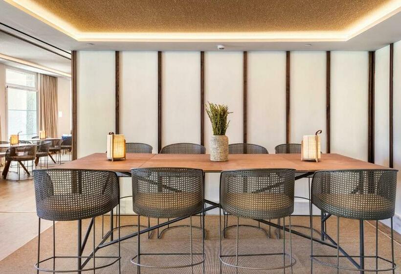 Hotel Zahara Resorts & Villas