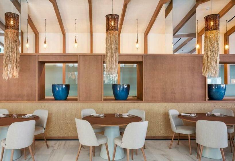 Hotel Zahara Resorts & Villas