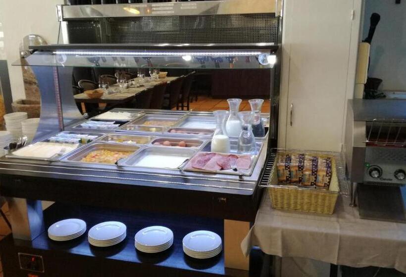 בית מלון כפרי Adonis Lourdes Notre Dame de La Sarte