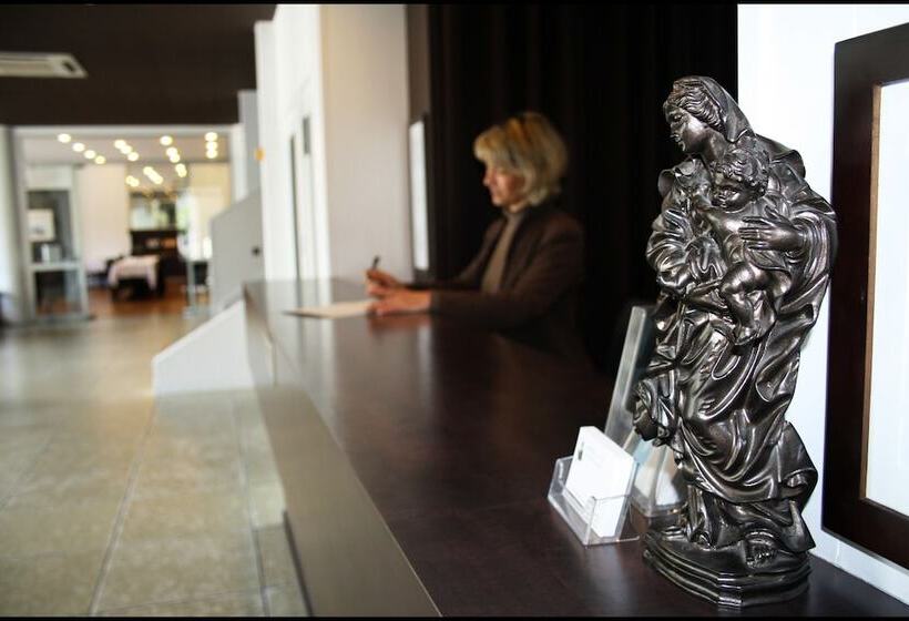 בית מלון כפרי Adonis Lourdes Notre Dame de La Sarte