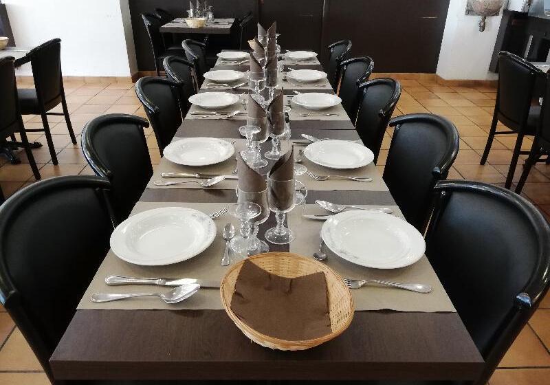 בית מלון כפרי Adonis Lourdes Notre Dame de La Sarte