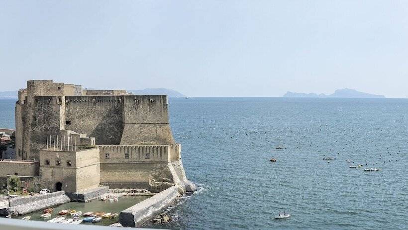 هتل Royal Continental