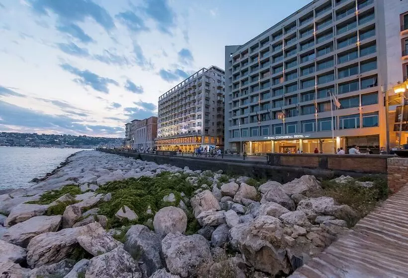 هتل Royal Continental