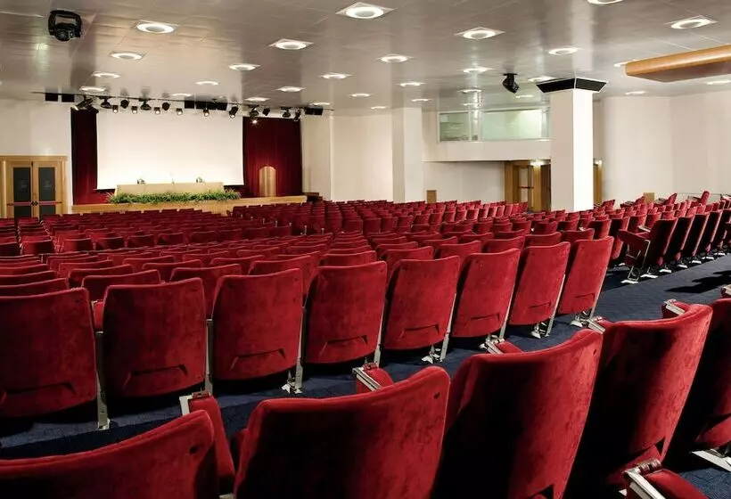 هتل Royal Continental