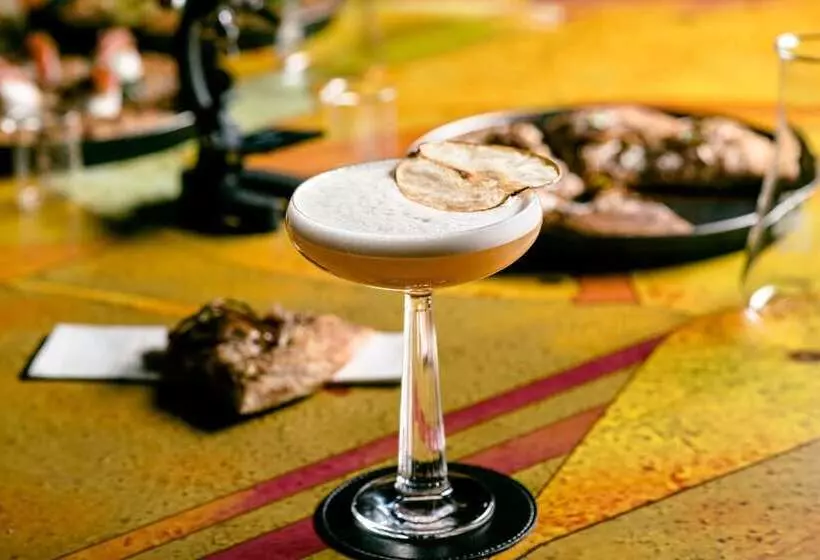 هتل Royal Continental