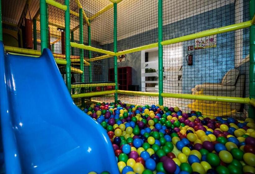 Salles Hotels Marina Portals