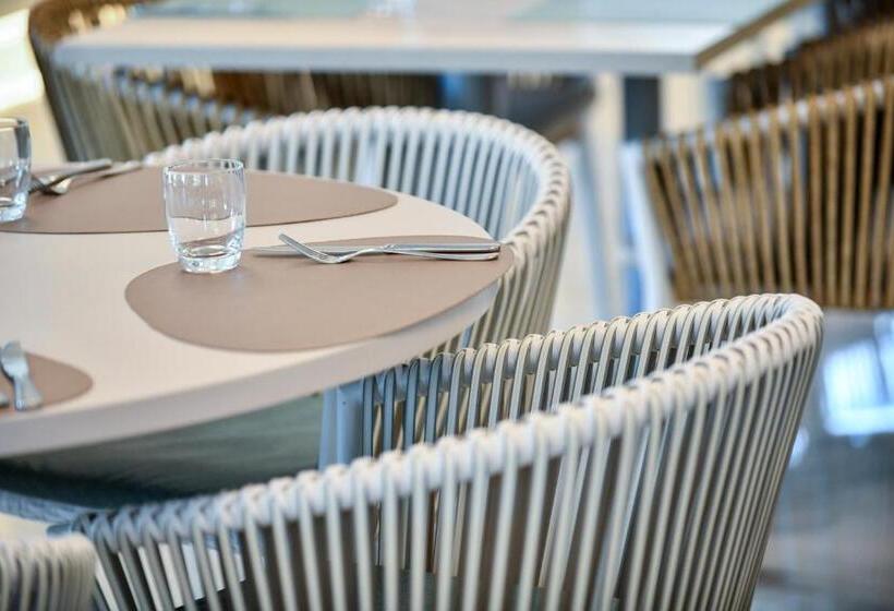 Salles Hotels Marina Portals