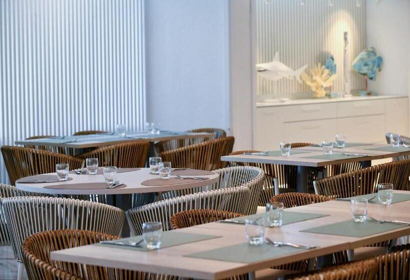 Salles Hotels Marina Portals