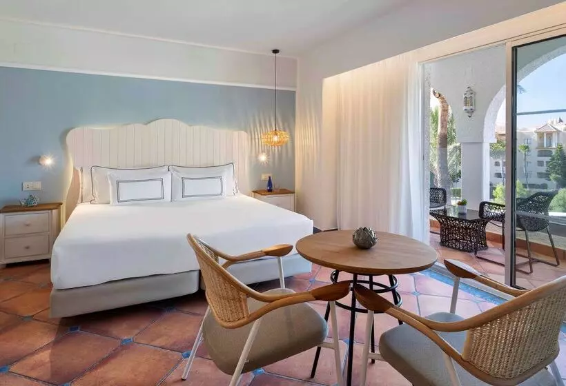 Отель Zahara Resorts & Villas