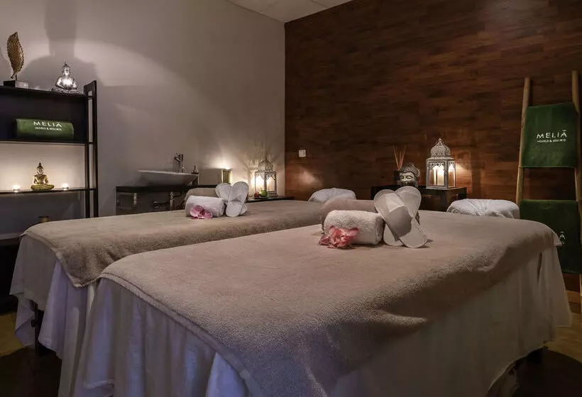 Отель Zahara Resorts & Villas