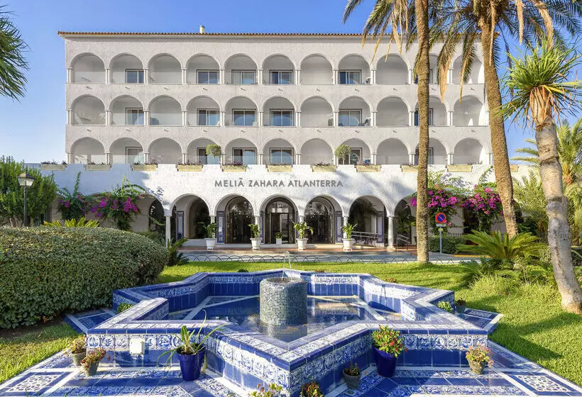 Отель Zahara Resorts & Villas