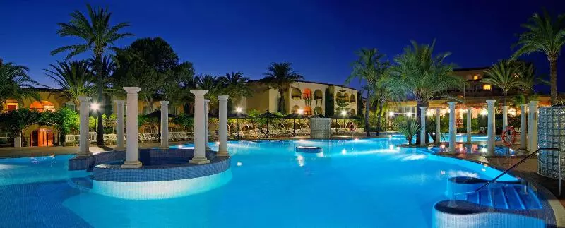 Отель Zahara Resorts & Villas