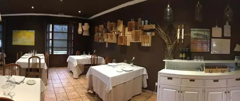 ホテル Zezilionea