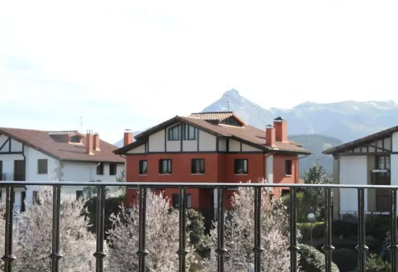 ホテル Zezilionea