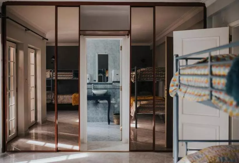 ユースホステル Flamingos Rio