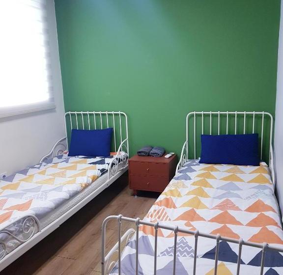 Hostel Stay Now Jongnofortune Hostel