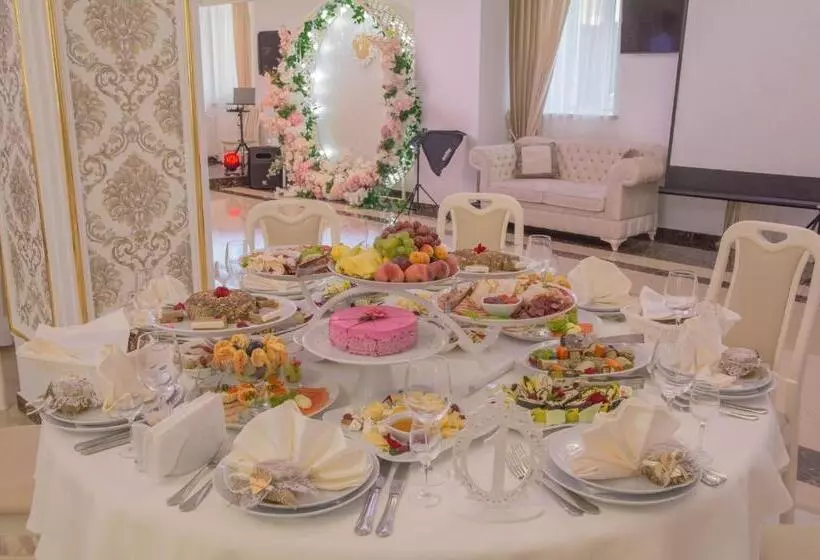 Hotelli готель баронський двір