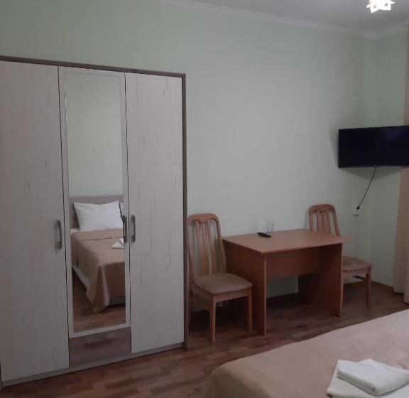 فندق готель баронський двір