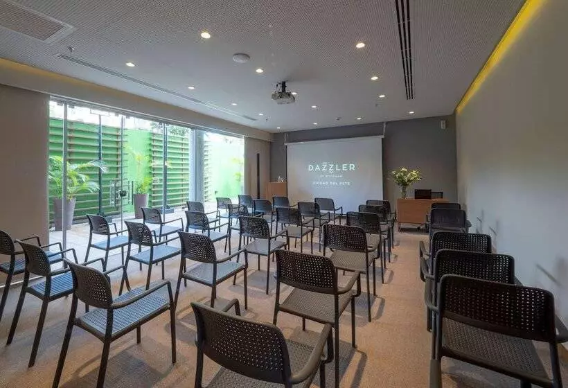 هتل Dazzler By Wyndham Ciudad Del Este