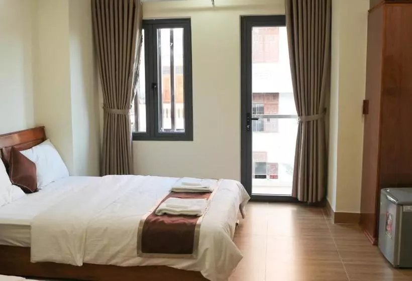 هتل Khách Sạn Trường Long