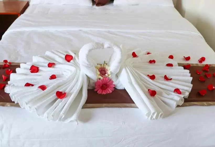 هتل Khách Sạn Trường Long