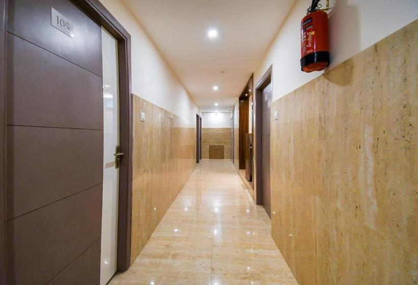 فندق Oyo 70123 Sada Shiv Guest House