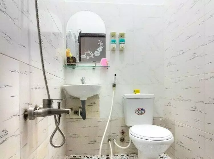 هتل Hoàng Bách 3
