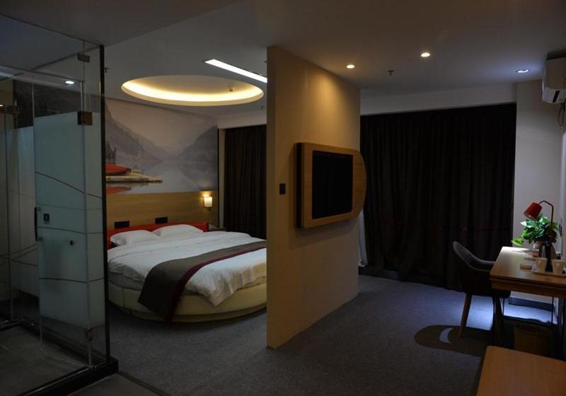 Thank Inn Chain Hotel Sichuan Mianyang Yuzhong Road Airport