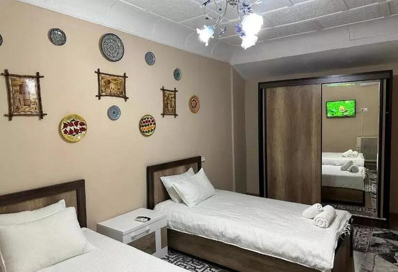ペンション Guest House Chehra