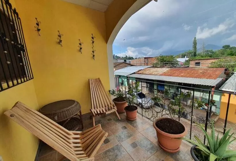 ペンション Hostal Las Veraneras Ataco