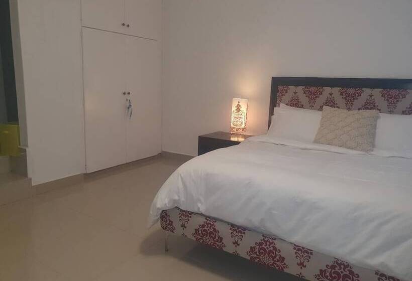 膳宿费 Ouklip Place Hotels