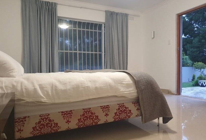 膳宿费 Ouklip Place Hotels